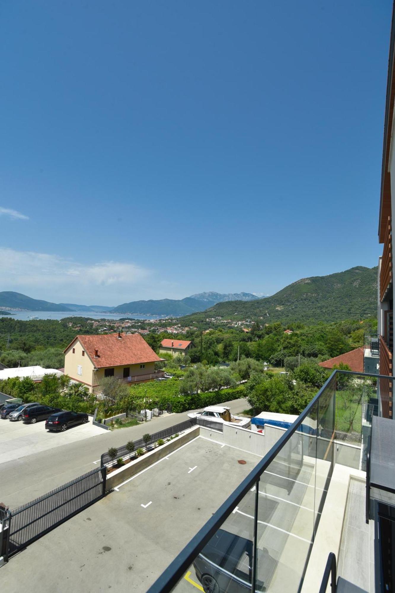 Residenza *