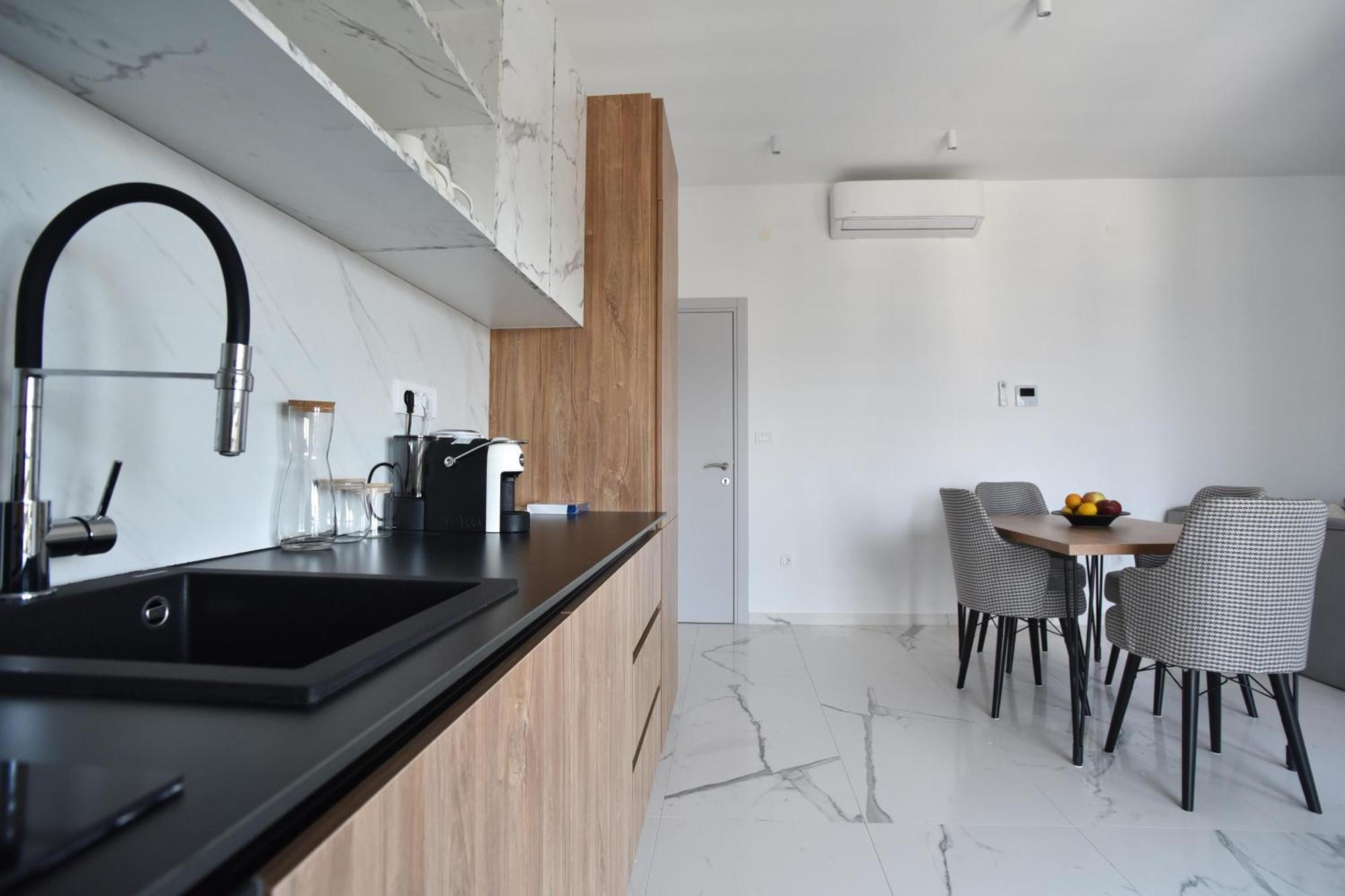Residenza *